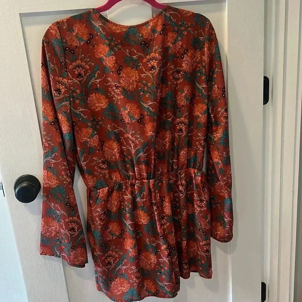 The Hanger Romper Floral - Picture 3 of 4